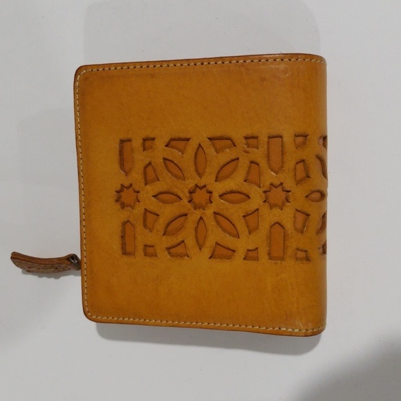 Genten Cutwork Yellow Leather Zipper Coin Purse Wallet 4 x 3.75 Inch - Stylish - Picture 5 of 13